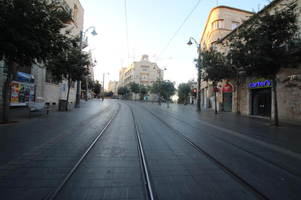Private Hostel - Best Location Jerusalem Exteriör bild