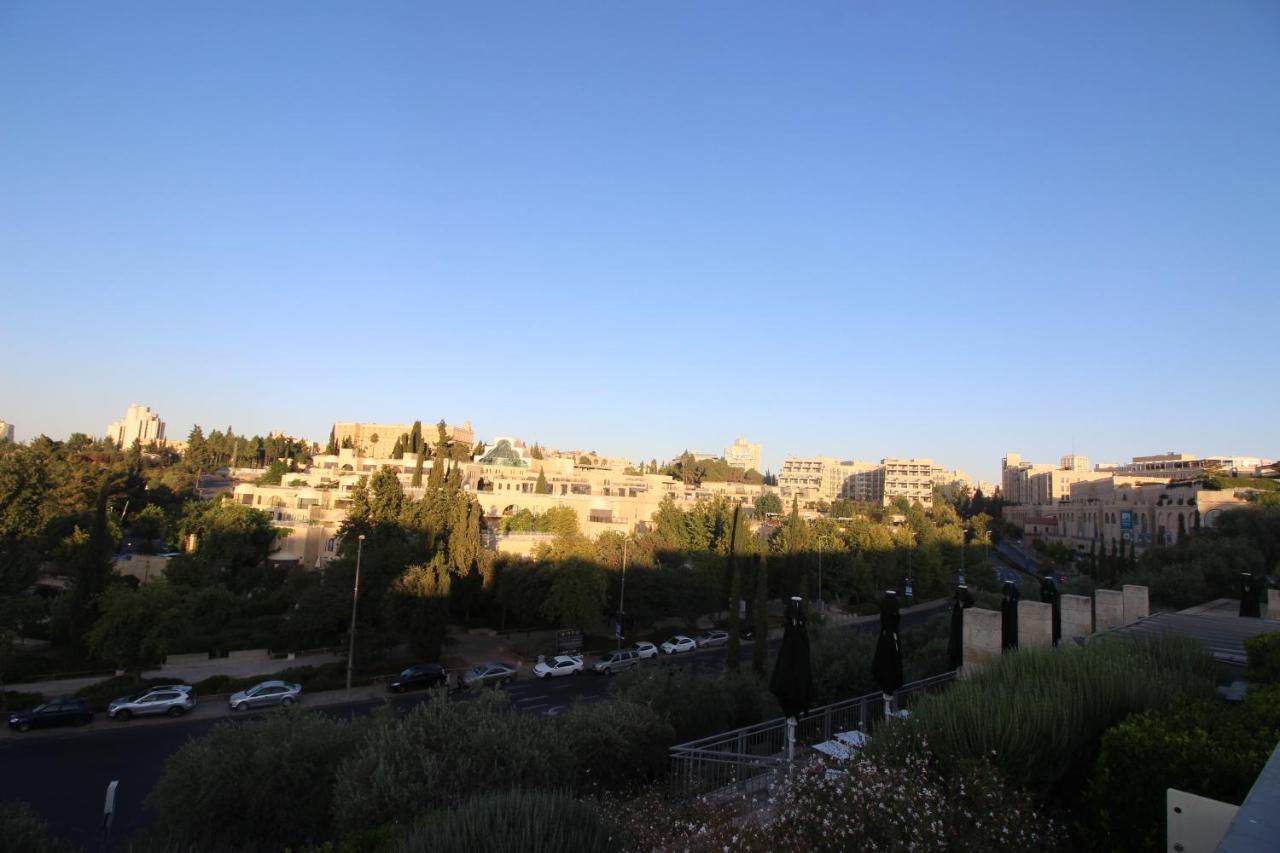 Private Hostel - Best Location Jerusalem Exteriör bild