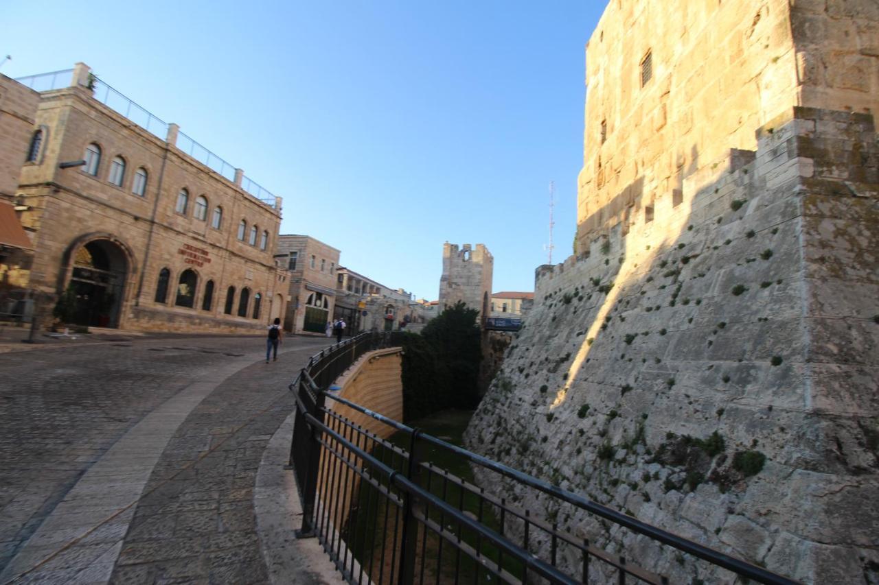 Private Hostel - Best Location Jerusalem Exteriör bild