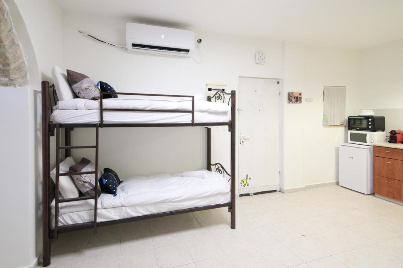Private Hostel - Best Location Jerusalem Exteriör bild